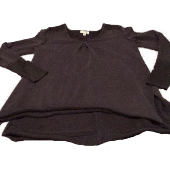 Umgee Tops - Gray Sweatshirt by Umgee!